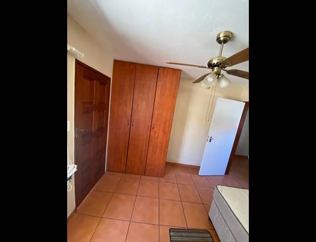 2 BEDROOM PROPERTY TO RENT IN BULT WEST